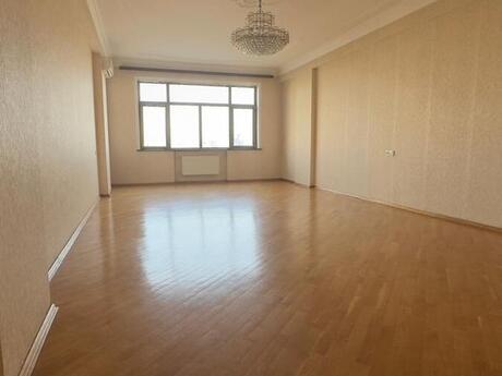 4 otaqlı yeni tikili - Nizami m. - 200 m²