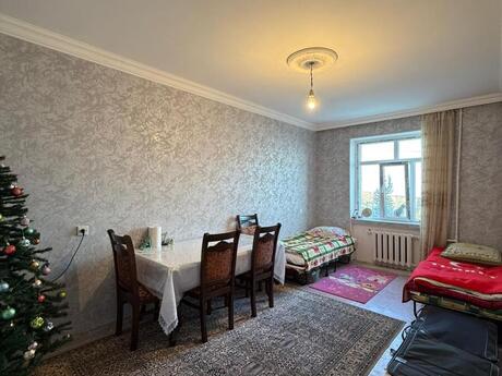 2 otaqlı köhnə tikili - Suraxanı r. - 60 m²