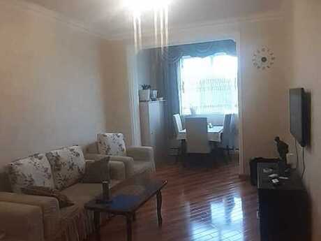 3 otaqlı köhnə tikili - Memar Əcəmi m. - 70 m²