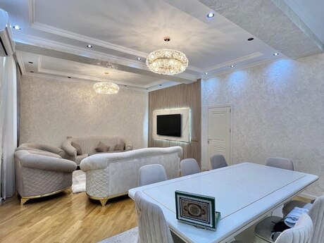 4 otaqlı yeni tikili - 8 Noyabr m. - 150 m²