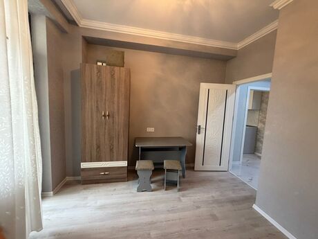 3 otaqlı yeni tikili - 8-ci mikrorayon q. - 70 m²