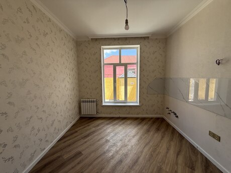4 otaqlı həyət evi/bağ evi - Binəqədi q. - 100 m²