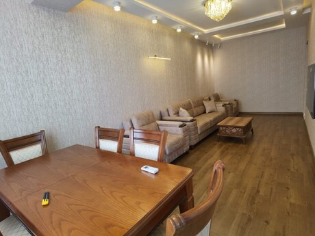 2 otaqlı yeni tikili - Elmlər Akademiyası m. - 74 m²