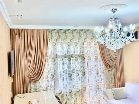 4 otaqlı köhnə tikili - 8-ci kilometr q. - 100 m²