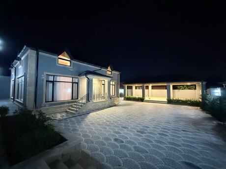 5 otaqlı həyət evi/bağ evi - Mərdəkan q. - 300 m²