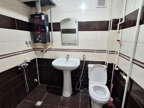 2 otaqlı köhnə tikili - Neftçilər m. - 56 m²