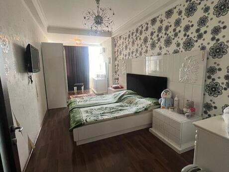 4 otaqlı yeni tikili - Şah İsmayıl Xətai m. - 185 m²