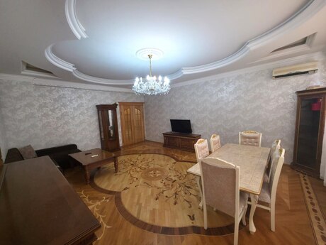 4 otaqlı yeni tikili - Nəriman Nərimanov m. - 167 m²