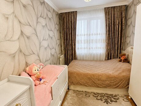 3 otaqlı köhnə tikili - 20 Yanvar m. - 90 m²
