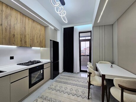 3 otaqlı yeni tikili - Şah İsmayıl Xətai m. - 93 m²