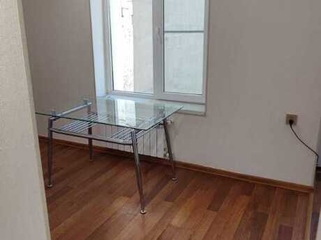 2 otaqlı köhnə tikili - Nərimanov r. - 53 m²