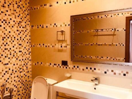 4 otaqlı yeni tikili - 28 May m. - 200 m²