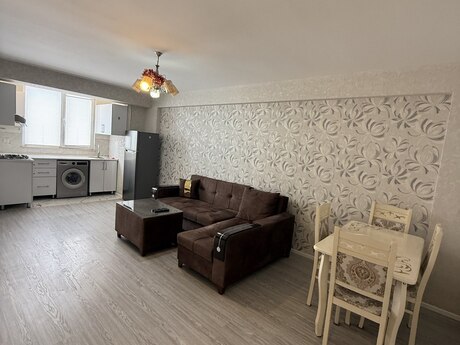 1 otaqlı yeni tikili - Bakıxanov q. - 67 m²
