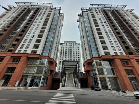 4 otaqlı yeni tikili - Elmlər Akademiyası m. - 160 m²