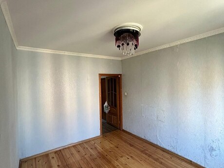 2 otaqlı köhnə tikili - Yeni Günəşli q. - 65 m²