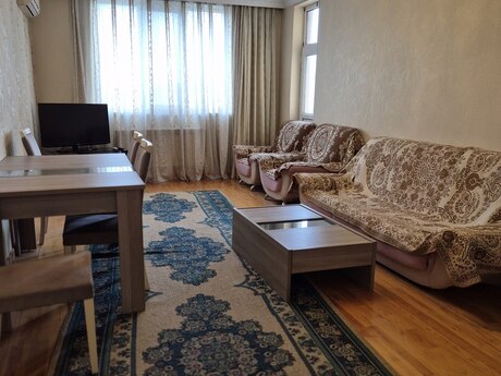 2 otaqlı yeni tikili - Bakıxanov q. - 96 m²