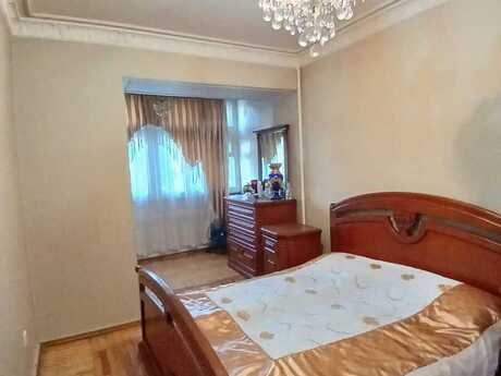 3 otaqlı köhnə tikili - Nərimanov r. - 100 m²