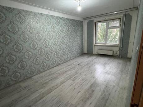 2 otaqlı köhnə tikili - Həzi Aslanov m. - 65 m²