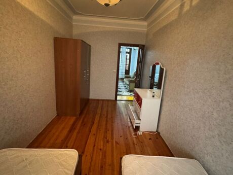 2 otaqlı köhnə tikili - Memar Əcəmi m. - 53 m²