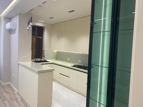 2 otaqlı yeni tikili - Şah İsmayıl Xətai m. - 75 m²