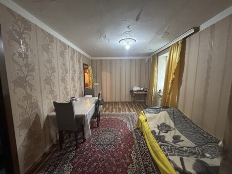 2 otaqlı köhnə tikili - İnşaatçılar m. - 40 m²