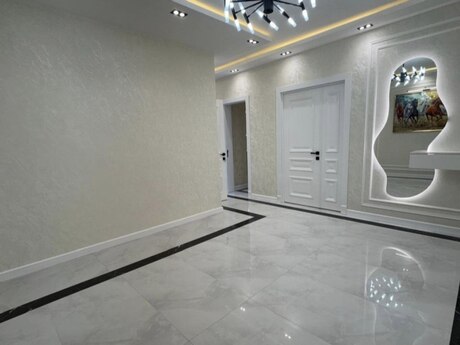 3 otaqlı yeni tikili - İnşaatçılar m. - 135 m²