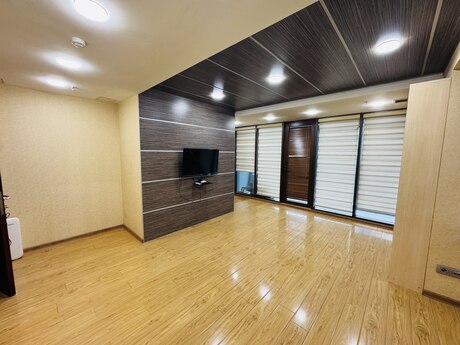 2 otaqlı ofis - Şah İsmayıl Xətai m. - 80 m²