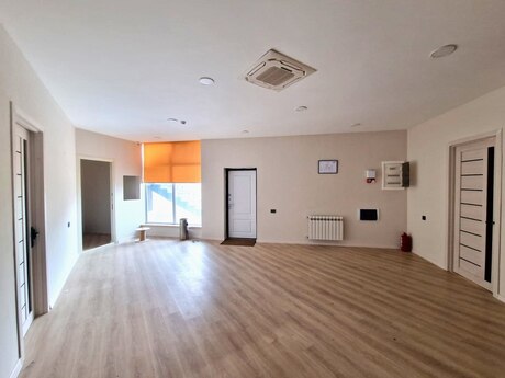 9 otaqlı ofis - İnşaatçılar m. - 480 m²