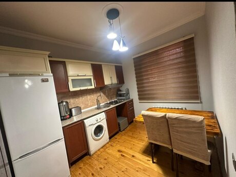 4 otaqlı həyət evi/bağ evi - Sulutəpə q. - 170 m²