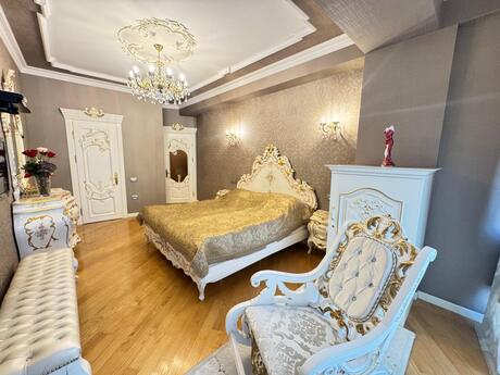 3 otaqlı yeni tikili - 28 May m. - 135 m²