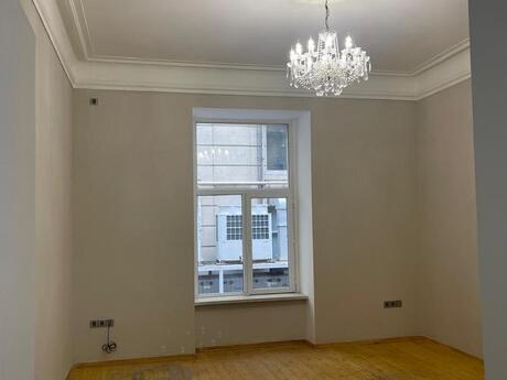 1 otaqlı ofis - Nəsimi r. - 50 m²