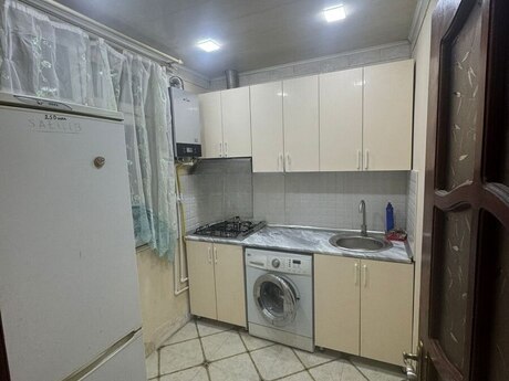 2 otaqlı köhnə tikili - Memar Əcəmi m. - 50 m²