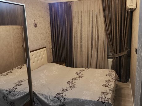 3 otaqlı köhnə tikili - İçəri Şəhər m. - 60 m²