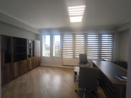 9 otaqlı ofis - Azadlıq Prospekti m. - 300 m²