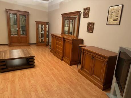 2 otaqlı yeni tikili - İnşaatçılar m. - 90 m²