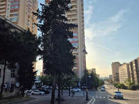 2 otaqlı köhnə tikili - İnşaatçılar m. - 65 m²