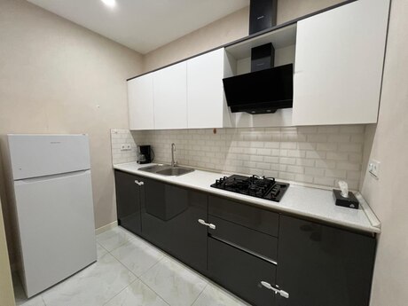 2 otaqlı yeni tikili - Nəsimi r. - 70 m²