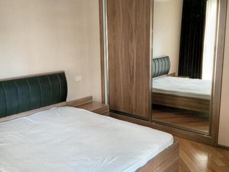 4 otaqlı yeni tikili - Səbail r. - 220 m²