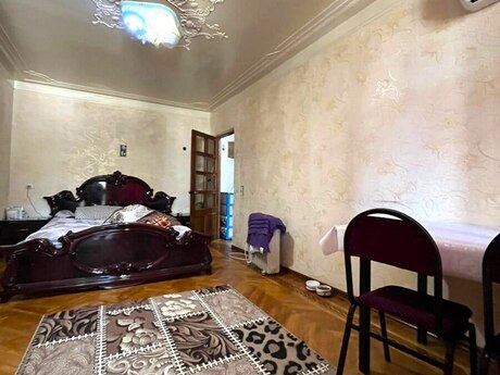 1 otaqlı köhnə tikili - Nəriman Nərimanov m. - 38 m²