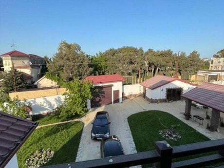 5 otaqlı həyət evi/bağ evi - Mərdəkan q. - 250 m²