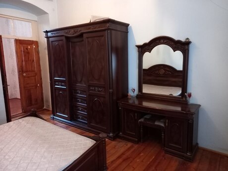 3 otaqlı həyət evi/bağ evi - 28 May m. - 75 m²