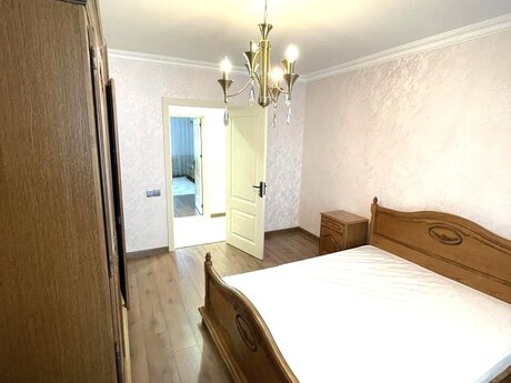 3 otaqlı köhnə tikili - Binəqədi r. - 80 m²
