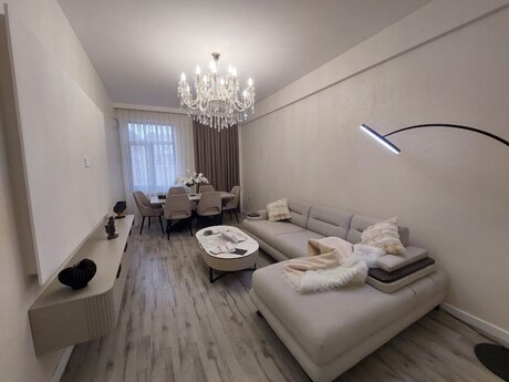 2 otaqlı yeni tikili - Nəsimi r. - 105 m²