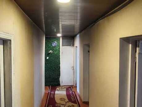 5 otaqlı köhnə tikili - Mərdəkan q. - 97 m²