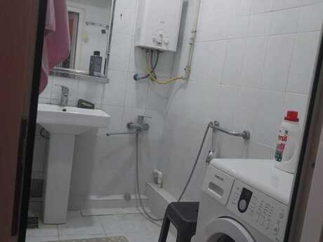 2 otaqlı köhnə tikili - Azadlıq Prospekti m. - 62 m²