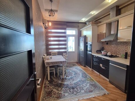 3 otaqlı yeni tikili - İnşaatçılar m. - 110 m²