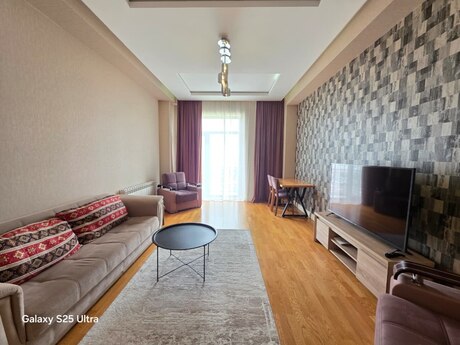 4 otaqlı yeni tikili - Ağ şəhər q. - 170 m²
