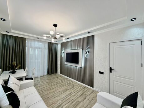 2 otaqlı köhnə tikili - Neftçilər m. - 45 m²