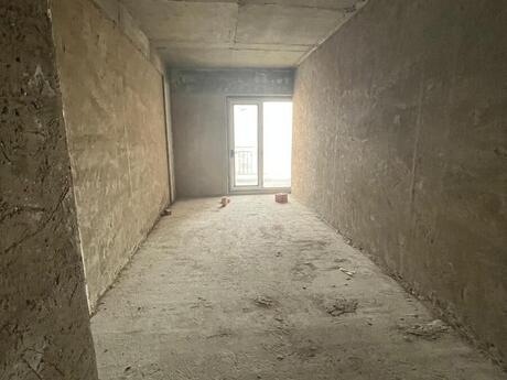 4 otaqlı yeni tikili - 28 May m. - 206 m²