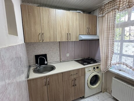 1 otaqlı köhnə tikili - Həzi Aslanov m. - 40 m²